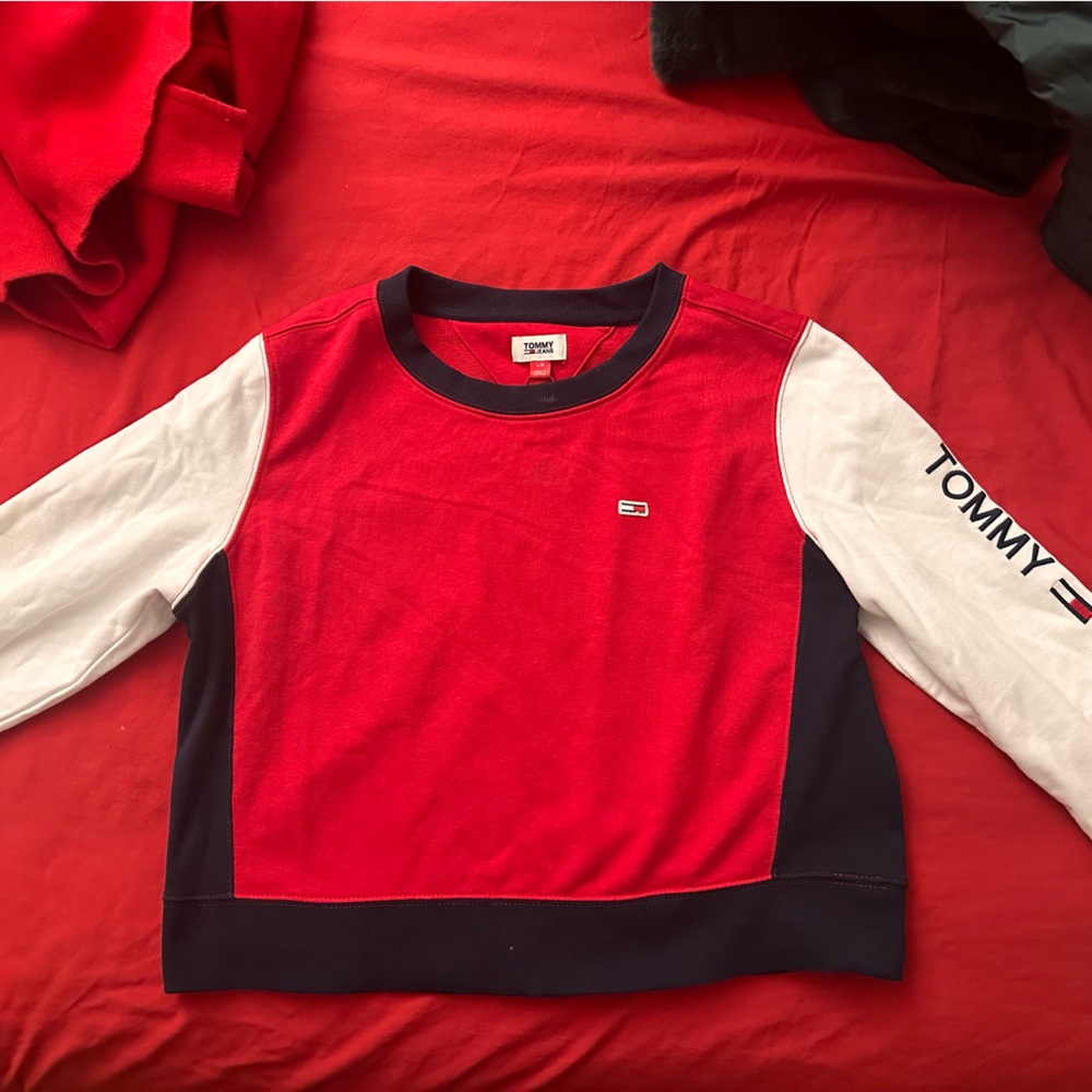 Tommy Hilfiger red and white sweatshirt